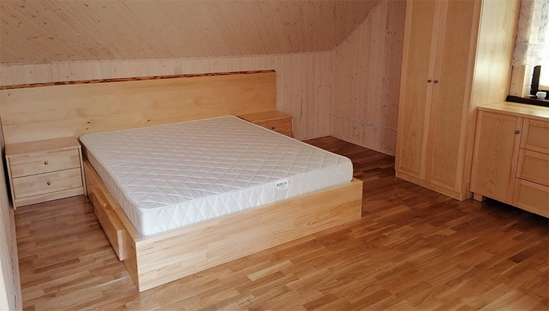 Кровати из массива дерева от производителя