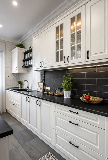 Черно-белая кухня на заказ