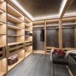 гардеробная из массива