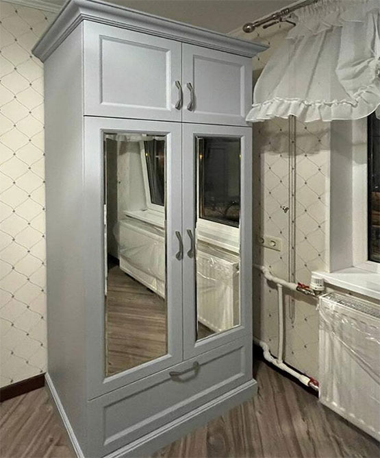 Шкафы в классическом стиле из массива дерева и МДФ