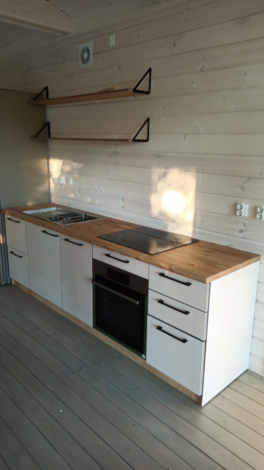 Столешницы из массива дерева на заказ