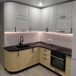 угловая маленькая