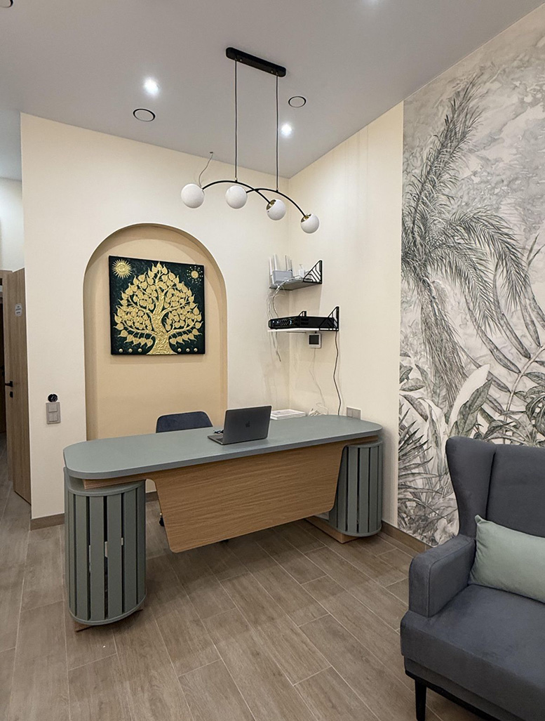 стол ресепшн в спа салон