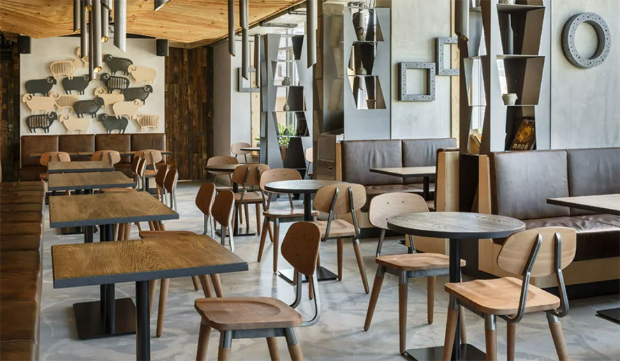 Мебель для кафе из массива дерева и мебельной фанеры