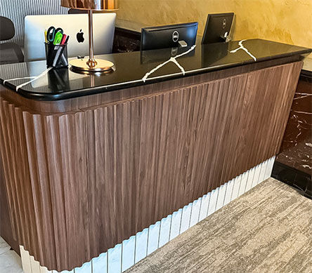 Стойки ресепшн на заказ